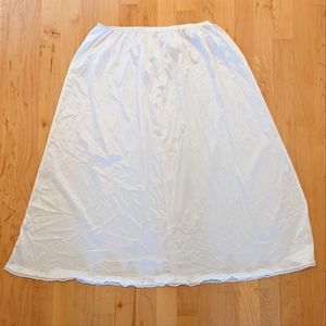 Vanity Fair Satin 30" Maxi Half Slip